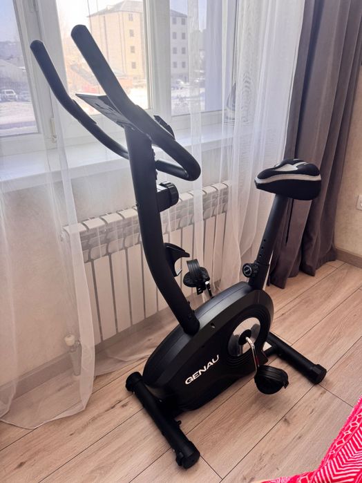 Продам велотренажер Genau UT-210