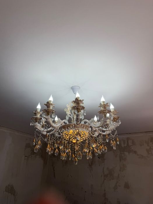 люстра в гостиную