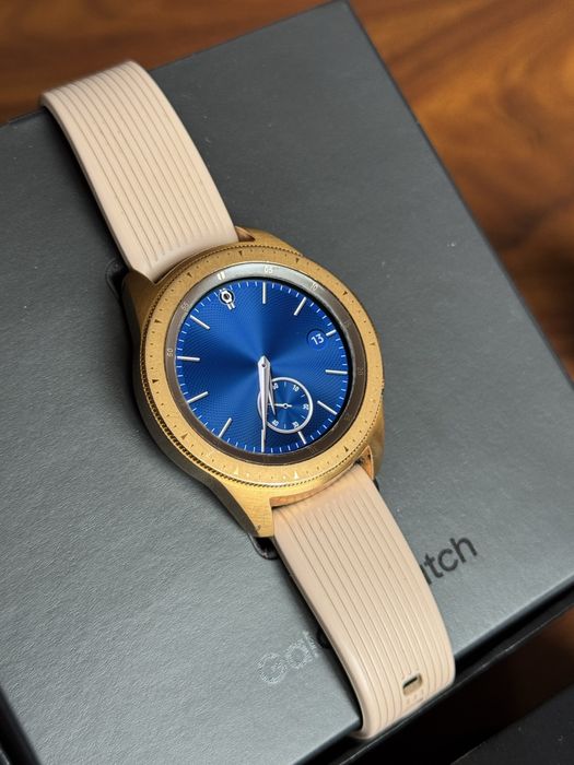 смарт-часы Samsung Galaxy Watch 42mm