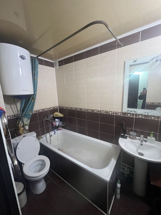 Продам 2-ком кв. 7мкр