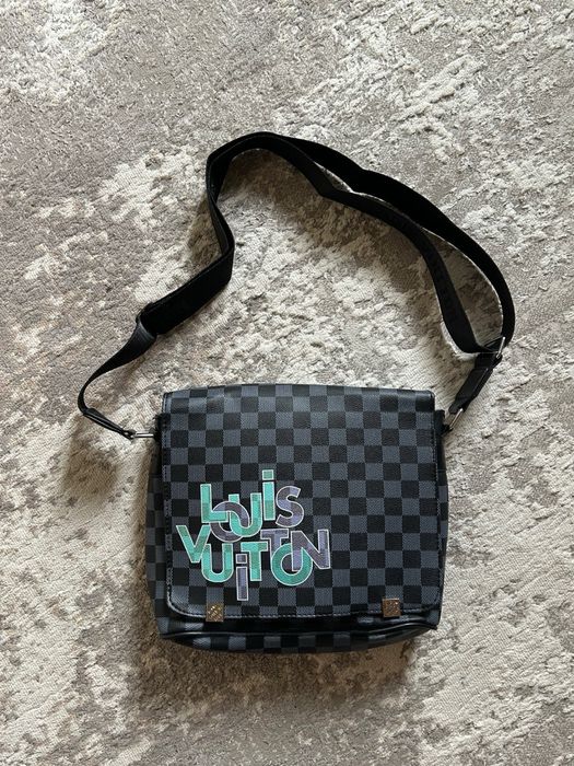 Louis Vuitton чанта