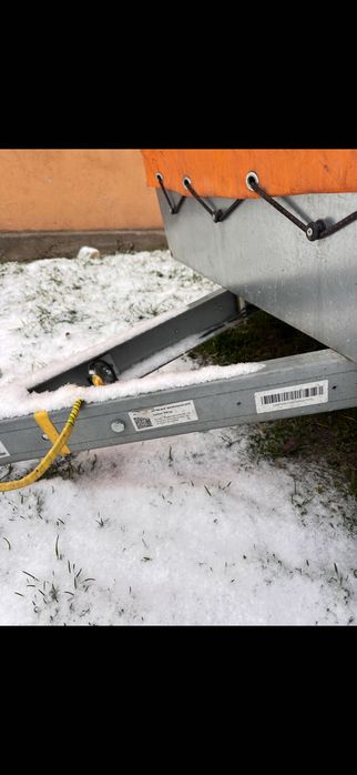 Remorcă cu prelată 2024