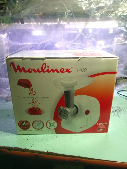Продам мясорубку Moulinex.