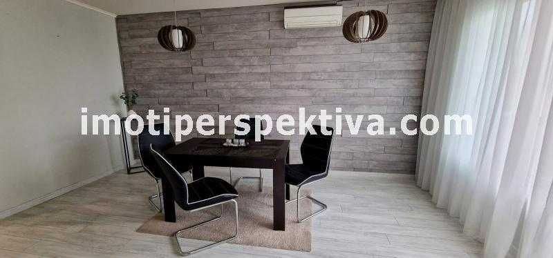 Продава се Тристаен апартамент в Пловдив, Кючук Париж - 68 кв.м за 1995 €/кв.м - Снимка #1