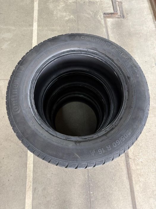 Set 4 anvelope Continental - 205/60 R16
