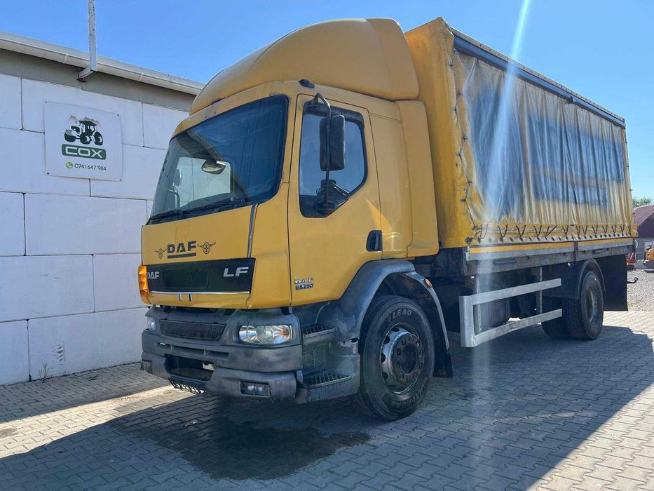 Camion DAF LF 55.250 Prelată / 11,5 Tone Sarcină Utilă / 250 CP / 2007 + Video