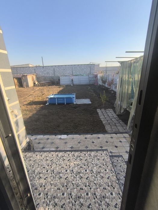 Продаётся двухэтажный дом с землёй, янгихаетском районе ,улица Райхон