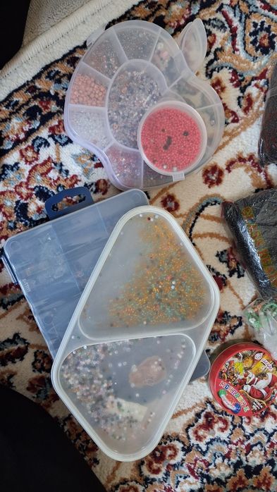 Продам бисеры для рукоделия