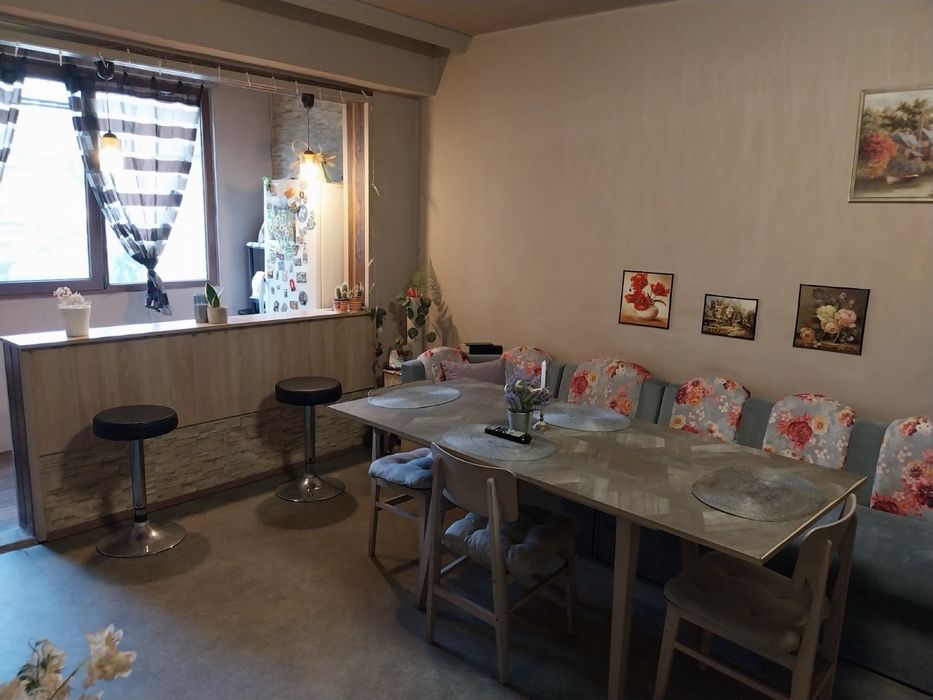 Продава се Четиристаен апартамент в Плевен, Сторгозия - 80 кв.м за 1250 €/кв.м - Снимка #9