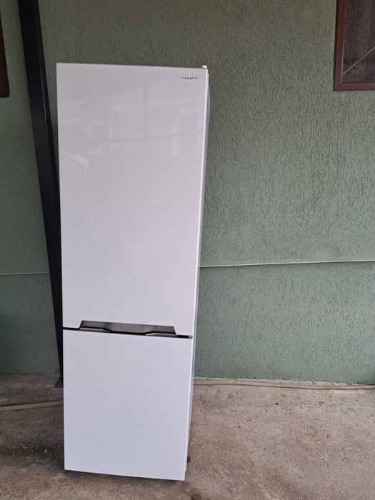 Combină frigorifică Sharp