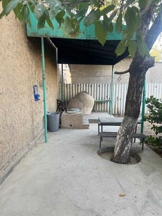 Azotchik 1 da hovli sotiladi O`zimniki