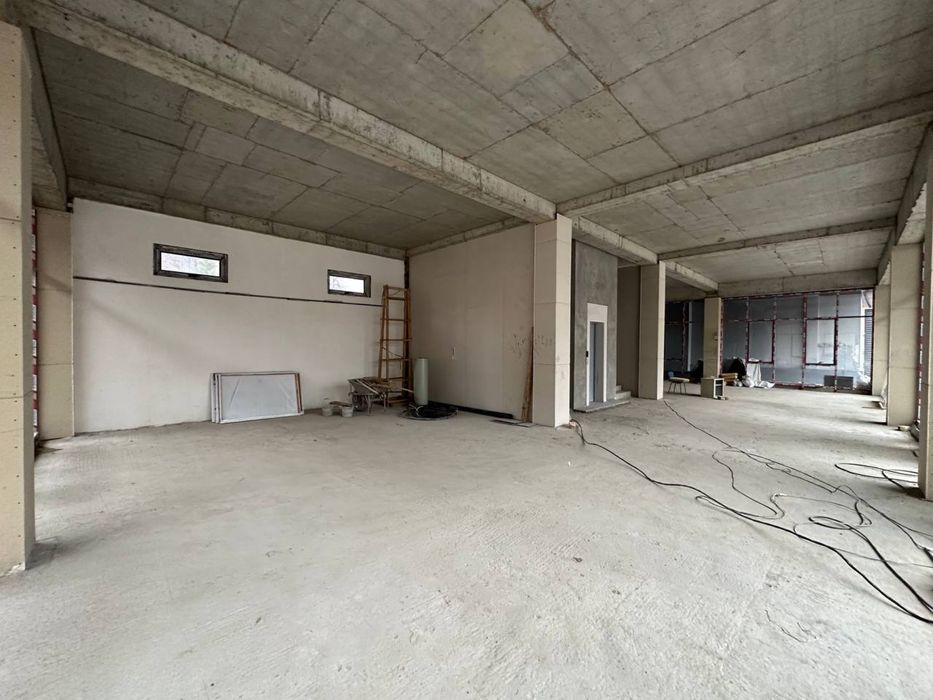 Ц-6 Минор | 2200кв - Нежилое помещение вдоль дороги Аренда