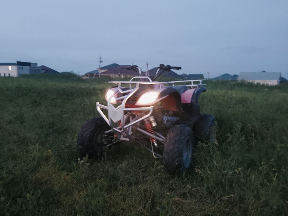 Срочно продам квадроцикл атв 200