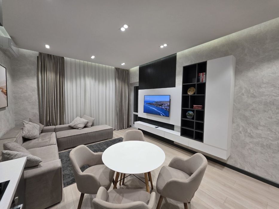 Сдается в аренду 2-х комн квартирана м Ойбек от NRG!!!