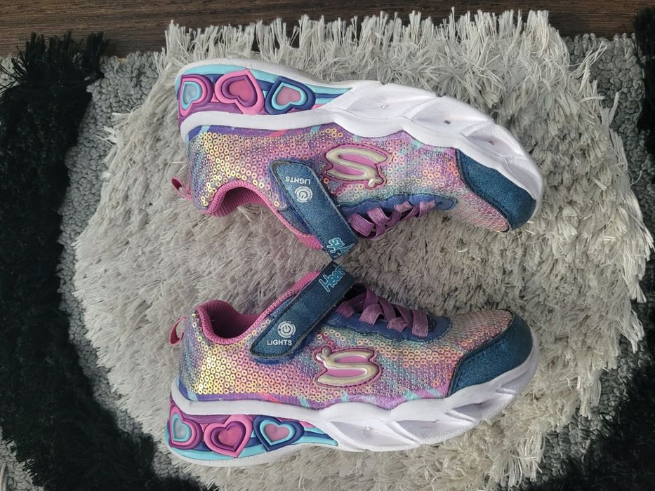 Skechers nr.30 cu 20 cm