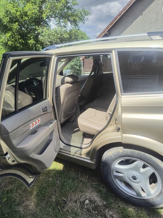 Vând sau Schimb Ssangyong Kyron