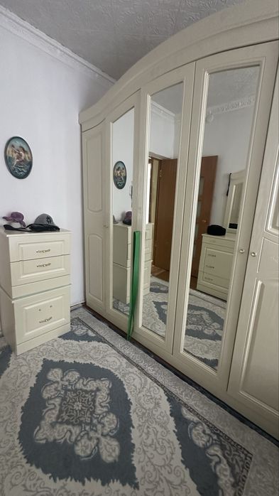 Спальний гарнитур