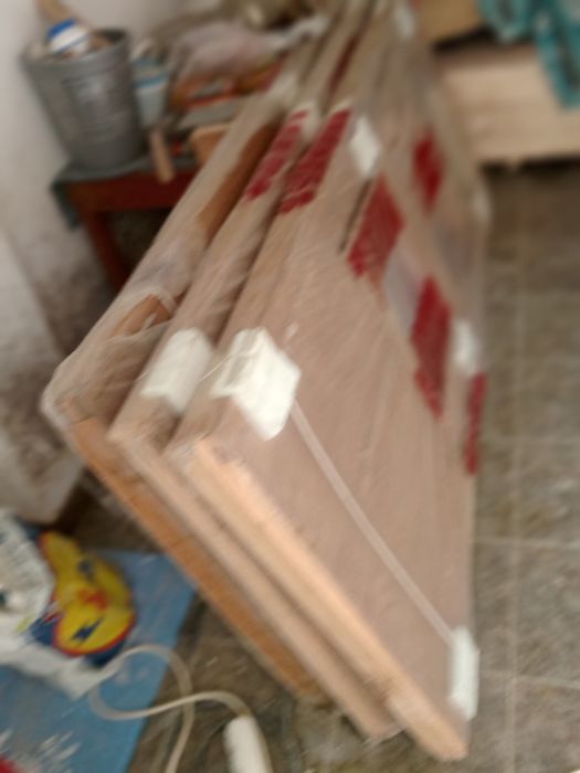 Интериорна врата с каса