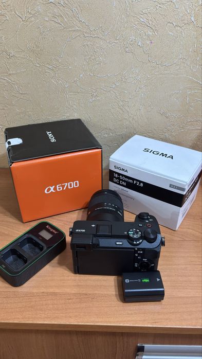 Sony A6700 (body)