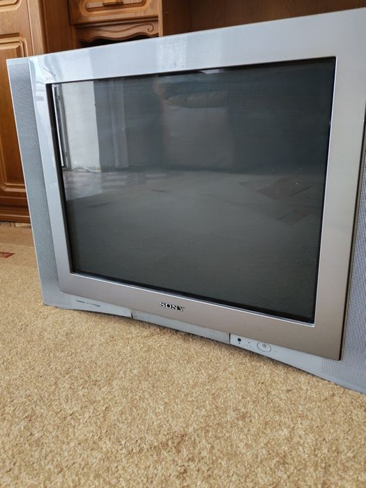Продам телевизор бу Sony. Самовывоз
