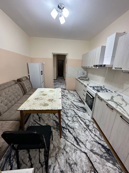 Сдается в долгосрочную аренду трех комнатная квартира