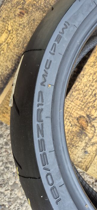 2 anvelope moto spate noi Dunlop 180/55 ZR17M/C,dot 2018.Pretul este pe bucata.