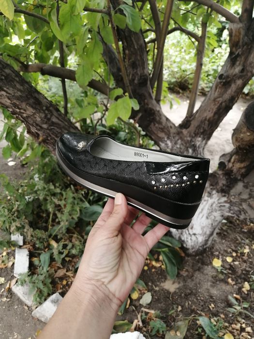 Продам туфельки, сандали 31,32, 34р