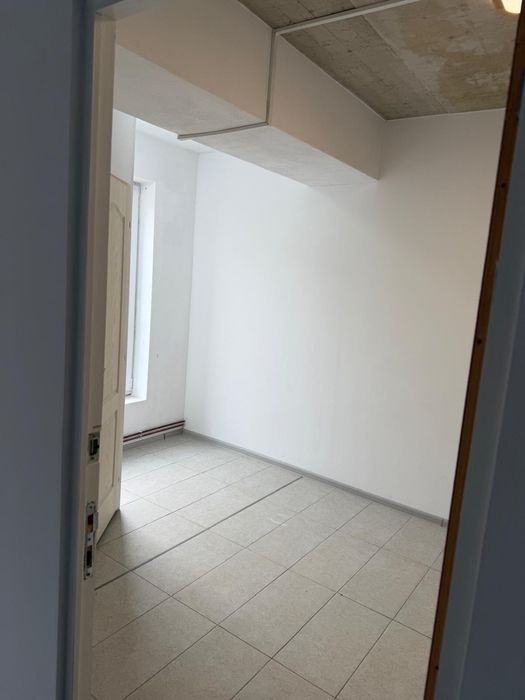 Inchiriez spatiu ideal pentru birou, sau salon de infrumusetare