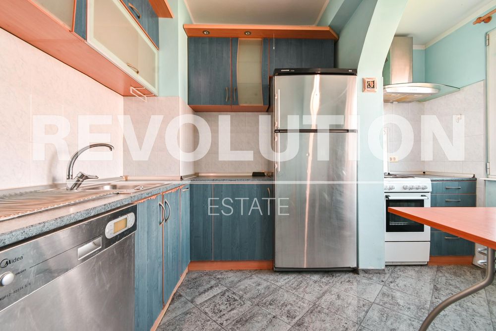 Продава се Тристаен апартамент в София, Бъкстон - 101 кв.м за 1258 €/кв.м - Снимка #1