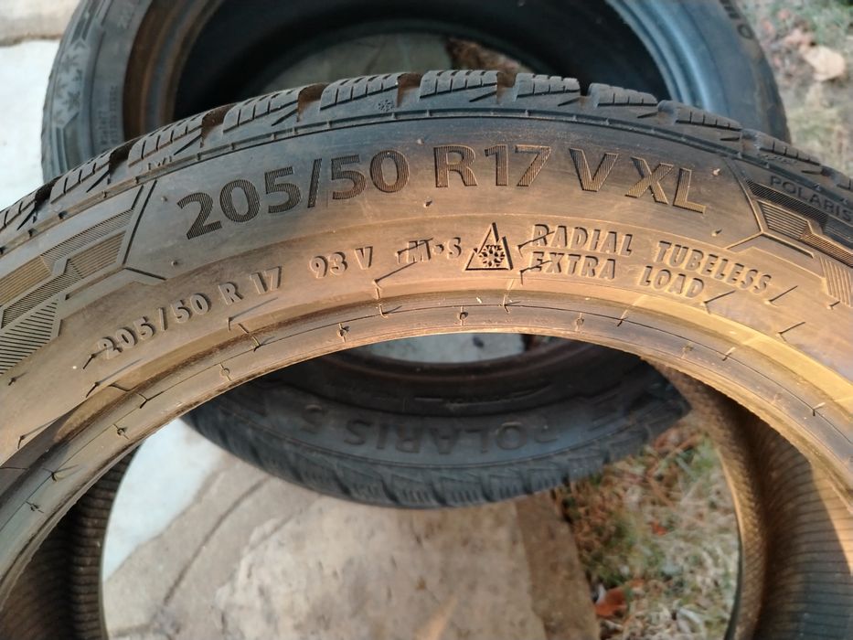 Гуми два броя 205 /50/17