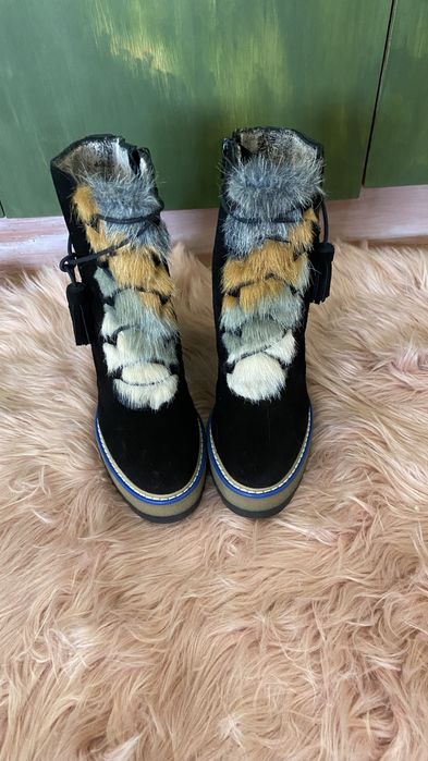 Естествен велур обувки/боти