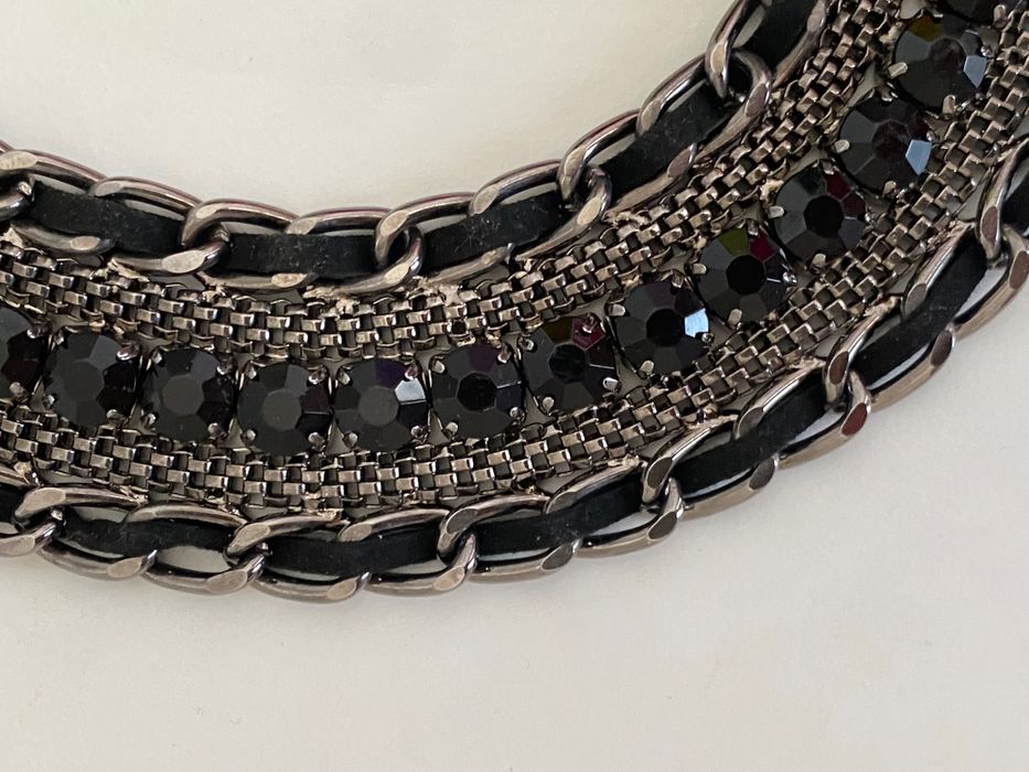 Украшение на шею