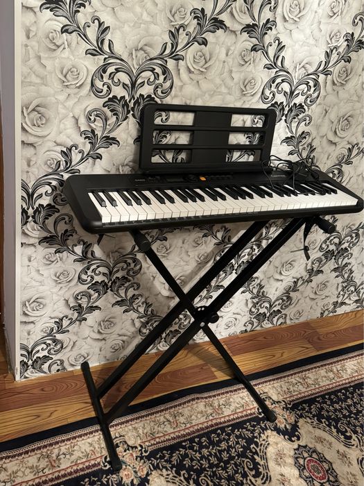 Синтезатор “CASSIO”