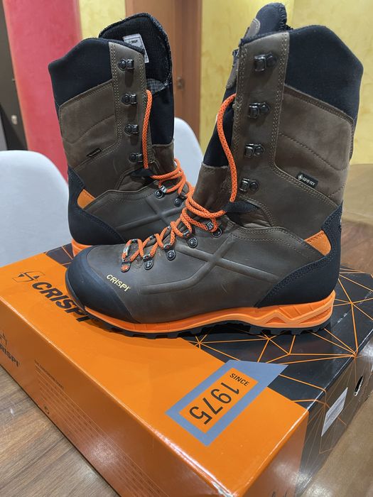 Ловни обувки Crispi