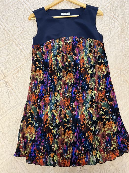 Продам платья