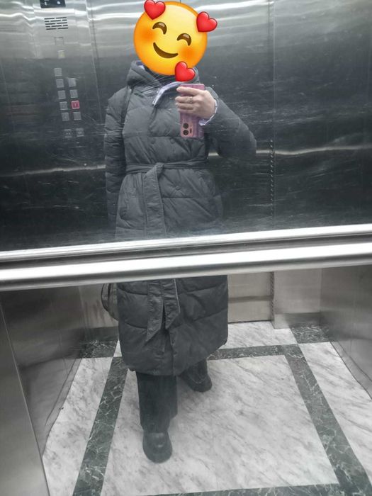 продается зимняя куртка,