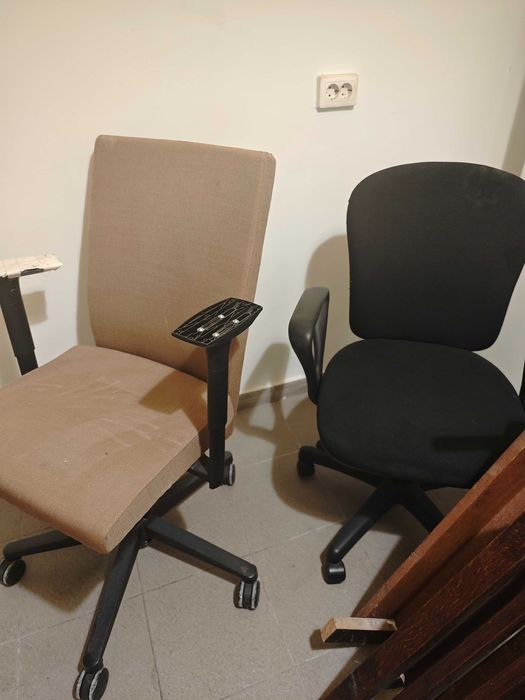 Scaun/scaune de birou pe roti