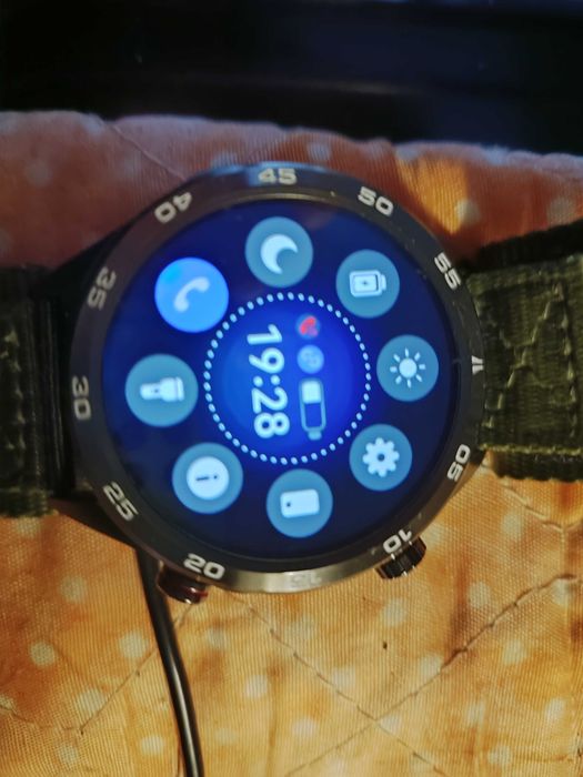 Смарт часовник с голяма батерия 500mAh