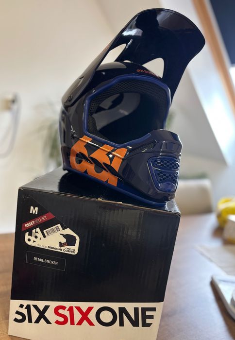 Каска 661 sixsixone