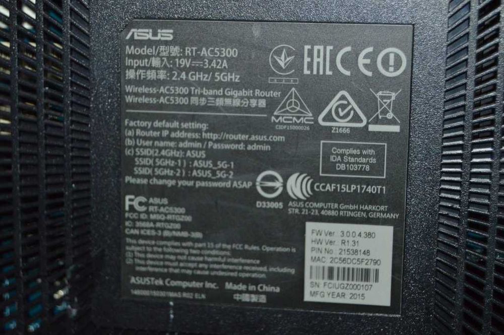 Router gaming ASUS RT-AC5300 Tri-band Gigabit Wifi 5