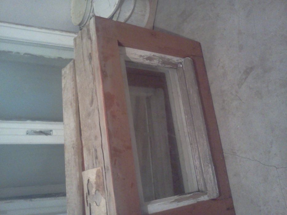 vand usi si geamuri din lemn