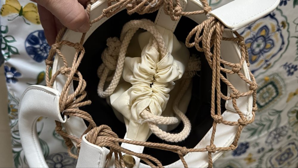 Продам новую летнюю сумочку