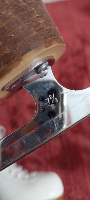 Коньки фигурные Graf Etude