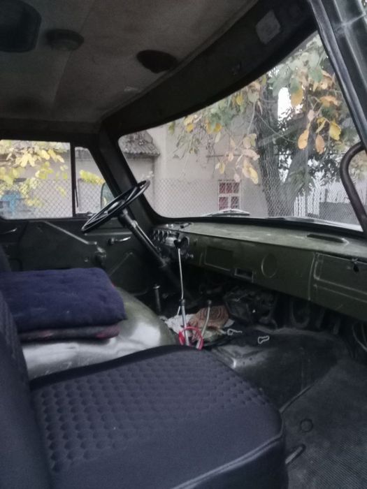 Uaz 3962 . Srochna sotladi 3000$ kami bor
