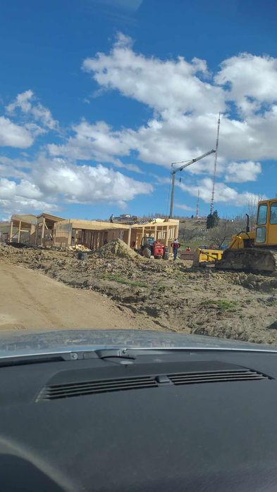 Vand buldozer sau schimb alt utilaj sau auto