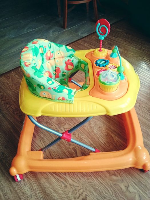 Проходилка Chicco Circus