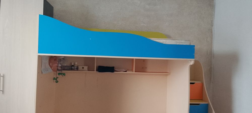 Срочно продам кровать