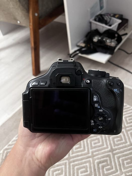 Canon 600d 75.000 торг бар