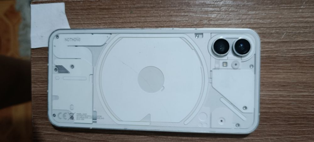 Nothing 1 в хорошем состоянии