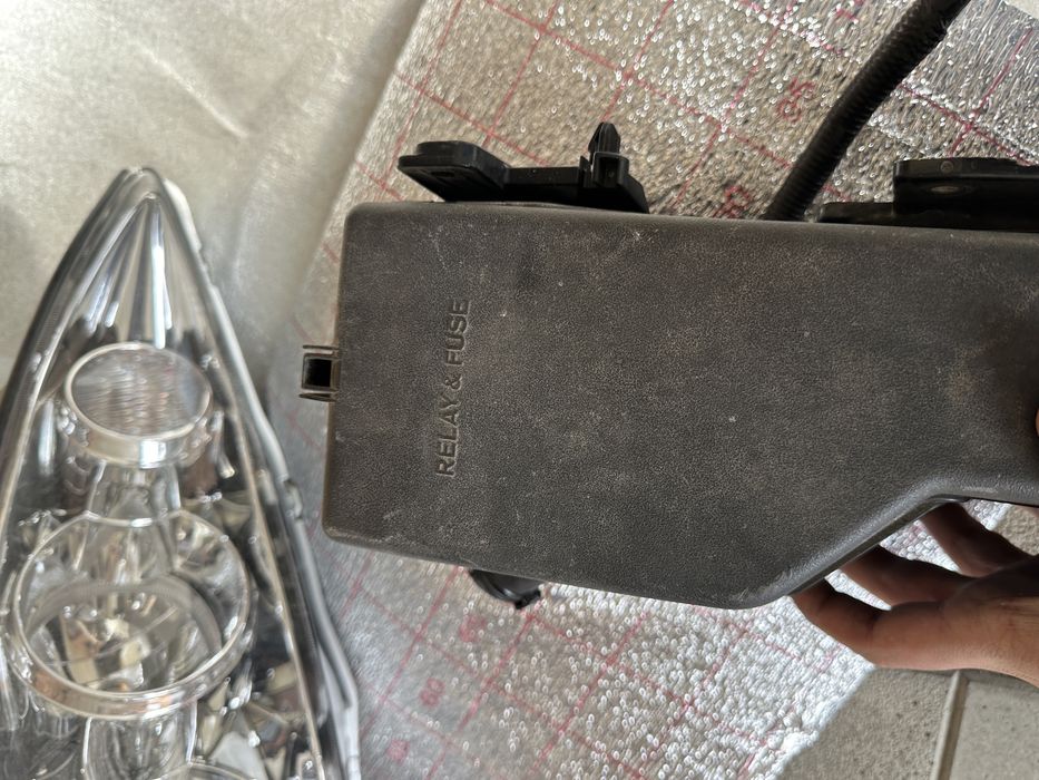 Продам блок предохранителей камри 40